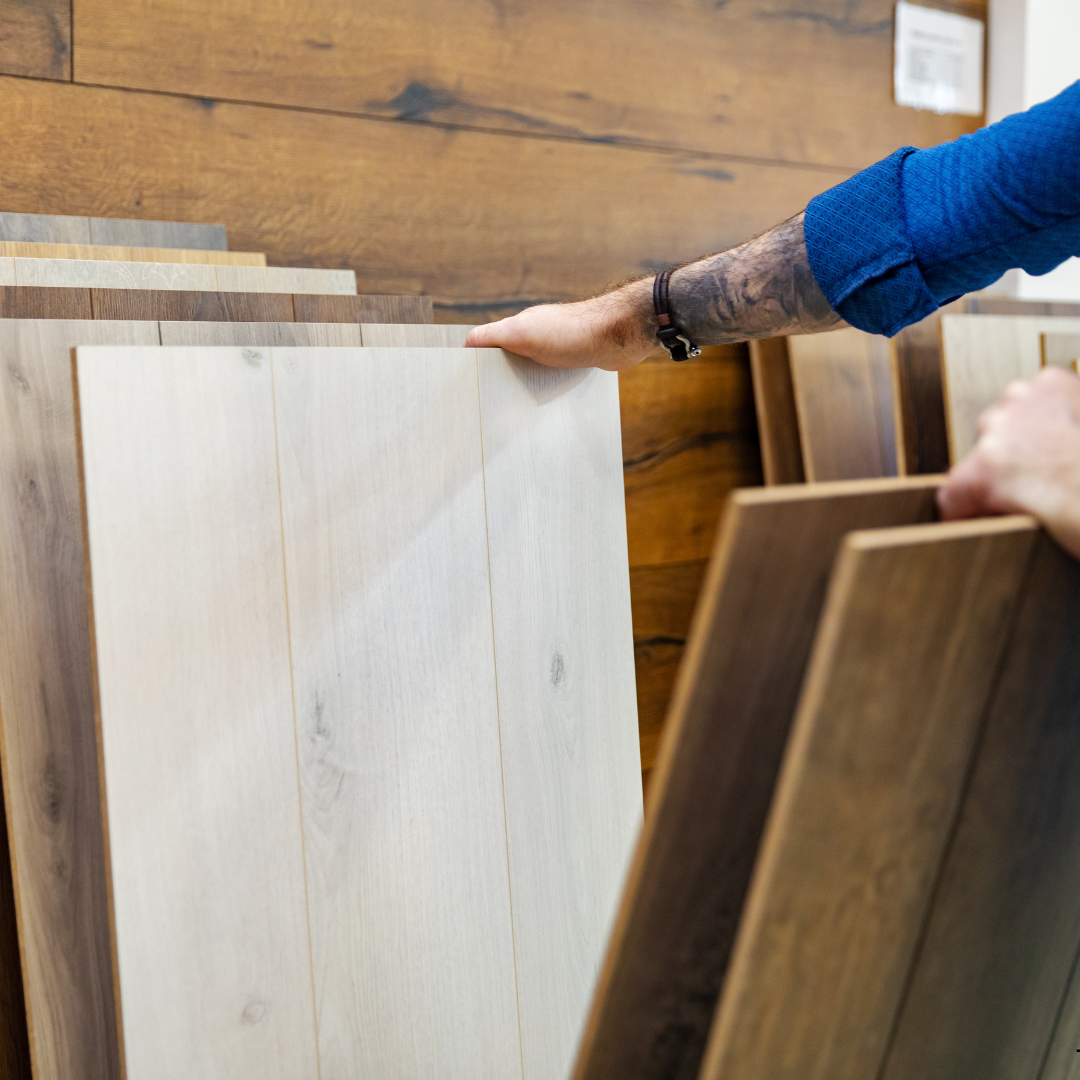 Read more about the article Laminate vs Hardwood Flooring: Choosing the Perfect Foundation for Your Home