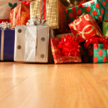 Deck the Halls: Transform Your Home for Christmas with Majestic Flooring’s Festive Tips